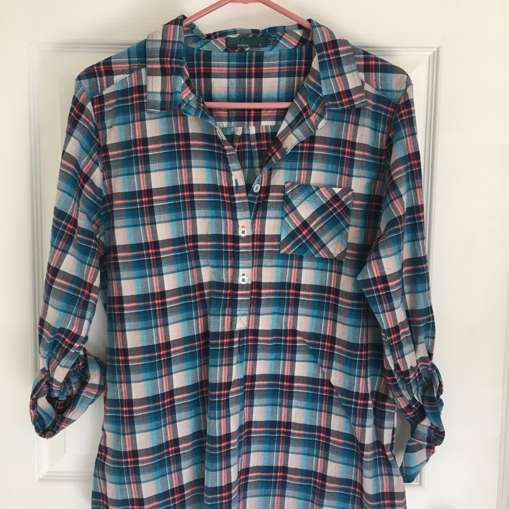 Patagonia button down - organic cotton